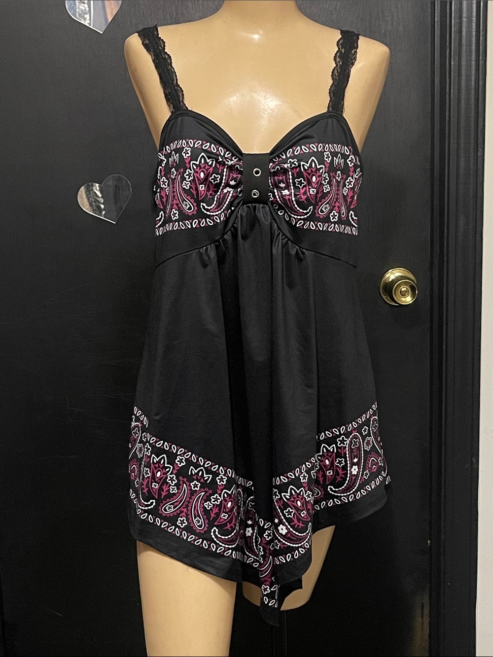 ROSEGAL Lightweight Flowy Tank Top (L)